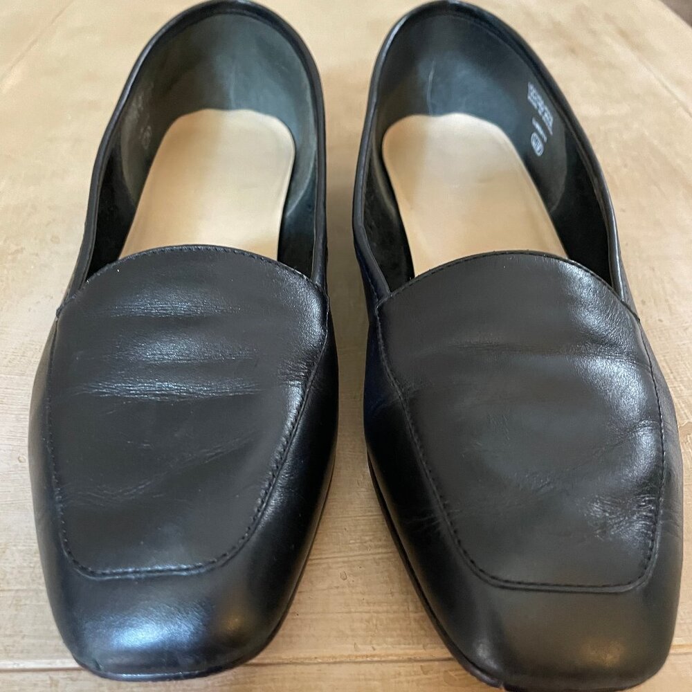 Pre-owned Enzo Angiolini Liberty Flat, size 9.5 M in solid black